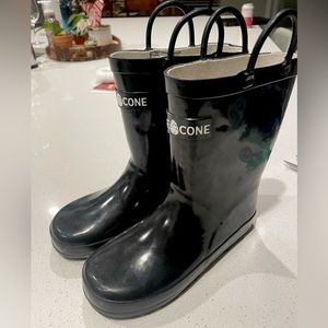 Little Boys Rain Boots Size 1